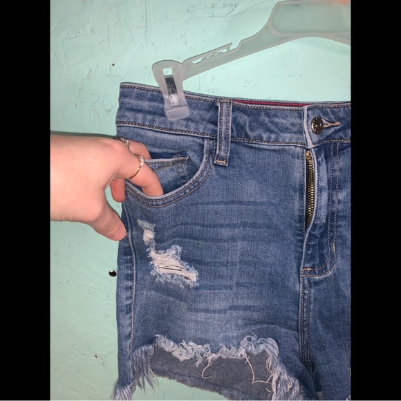 Cello Jean Shorts - Picture 4 of 9